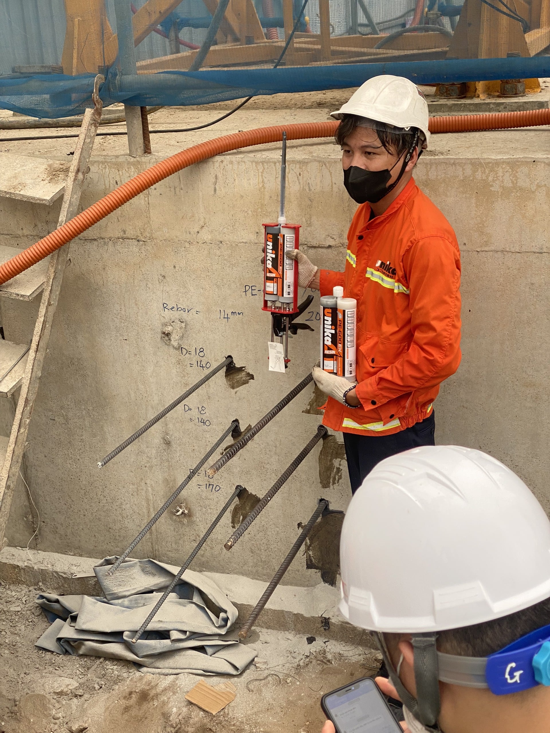 Keo Sealant, Keo khoan cấy thép